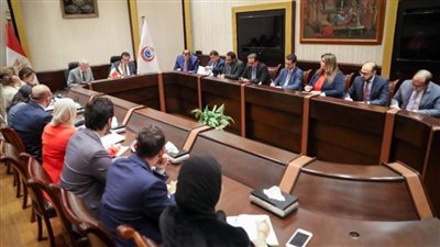 وزير الصحة يستقبل سفير فرنسا لدى مصر لمناقشة التعاون في القطاع الصحي