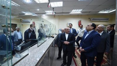 رئيس الوزراء يتفقد أعمال تطوير مجمع محاكم السويس (صور)
