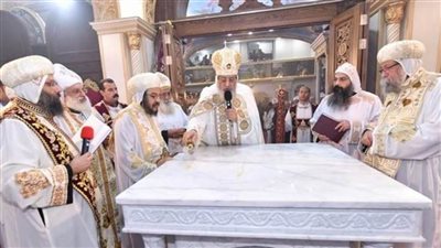 البابا تواضروس يدشن كنيسة العذراء والملاك بوسط الإسكندرية 
