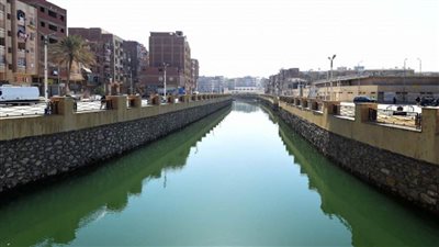 رئيس الوزراء يتفقد أعمال تنفيذ المرحلة الثانية لتطوير ترعة السويس بحى الجناين (صور)