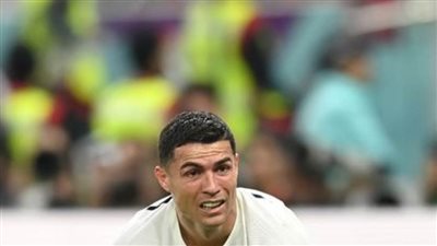 رونالدو يعتزل كرة القدم نهائيا