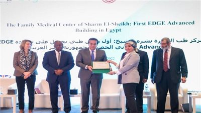 وزير الصحة: القيادة السياسية حريصة على تنفيذ توصيات مؤتمر المناخ «COP 27» للحفاظ على البيئة (صور)