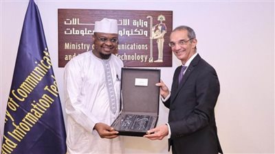 وزير الاتصالات ونظيره النيجيري يوقعان مذكرة تفاهم لتعزيز التعاون في مجالات تكنولوجيا المعلومات والاقتصاد الرقمي (صور)