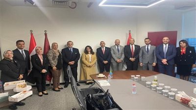 وزيرة الهجرة تشيد بخدمات بنك مصر بالإمارات والتيسيرات المقدمة للمصريين بالخارج (صور)