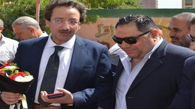 خيرالله يهنئ نائب رئيس جامعة طنطا بعيد ميلاده 