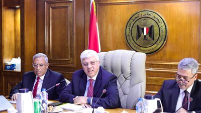 التعليم العالي: هيئة تمويل العلوم تطلق 3 مبادرات وطنية و11 دولية لتمويل مشروعات بحثية تطبيقية للتعاون مع الصناعة