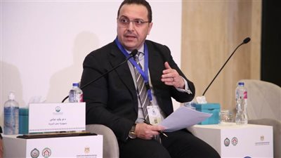 معاون وزير الاسكان يتقدم بورقة بحثية تحت عنوان 