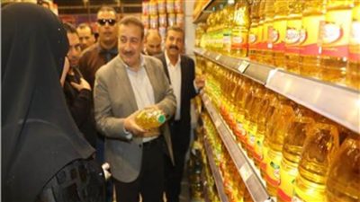 محافظ المنوفية يتفقد منافذ السلع الغذائية والسلاسل التجارية