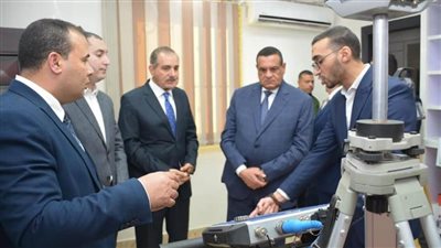 وزير التنمية المحلية ومحافظ كفر الشيخ يتفقدان مركز الجيومكانية بمقر المحافظة