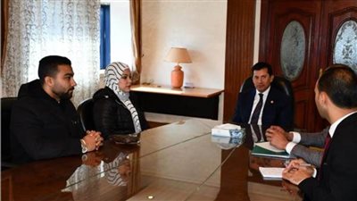 وزير الرياضة يستقبل الرباعة المصرية سارة سمير لبحث إستعداداتها لأوليمبياد باريس 