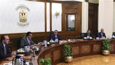 مدبولي يتابع الخطة الإعلامية والتوعوية للمشروع القومي لتنمية الأسرة المصرية