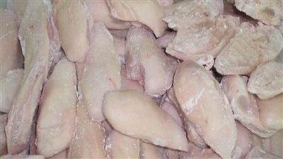 ضبط شاورما ودجاج ومجمدات فاسدة في العريش
