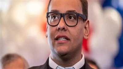 التحقيق مع عضو الكونجرس الأمريكي الذي كذب بشأن سيرته الذاتية