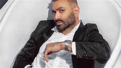 كريم محسن ينشر بوستر أغنيته الجديدة وده برده ينفع