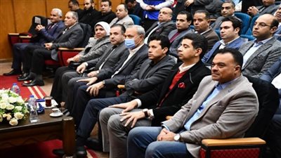 وزير الرياضة ومحافظ القليوبية يشهدان نموذج محاكاة مجلس النواب لبرلماني الطلائع والشباب (صور)