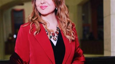 مادلين طبر ضحية محمد هنيدي في فيلم نبيل الجميل أخصائي تجميل