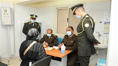 القوات المسلحة تنظم قافلة طبية بمدينة الأسمرات (صور)