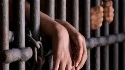 ضبط 3 متهمين بسرقة مواسير نحاسية وأسلاك كهربائية 