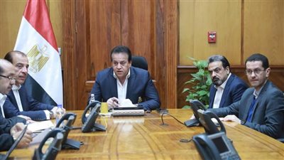 وزير الصحة: طوارئ بالمستشفيات والإسعاف للتأمين الطبي لاحتفالات أعياد الميلاد