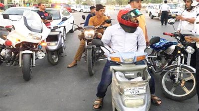 ضبط 14 دراجة نارية مخالفة في حملات مرورية بشوارع الغربية