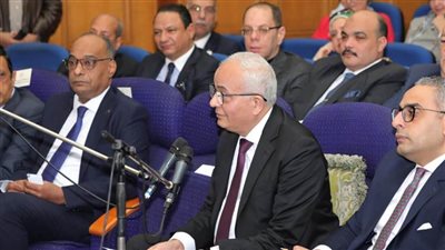 رضا حجازي:  الالتزام بضوابط العملية الامتحانية لسنوات النقل والشهادة الإعدادية والثانوية العامة