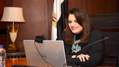 وزيرة الهجرة تلتقي أعضاء ورموز الجالية المصرية في لبنان وسلطنة عمان