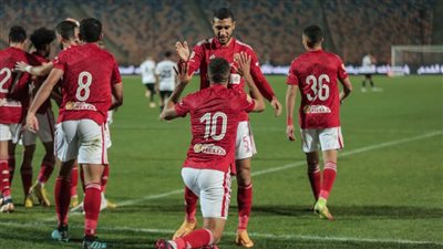 الأهلي يواصل تربعه على عرش صدارة الدوري بهدف نظيف أمام البنك