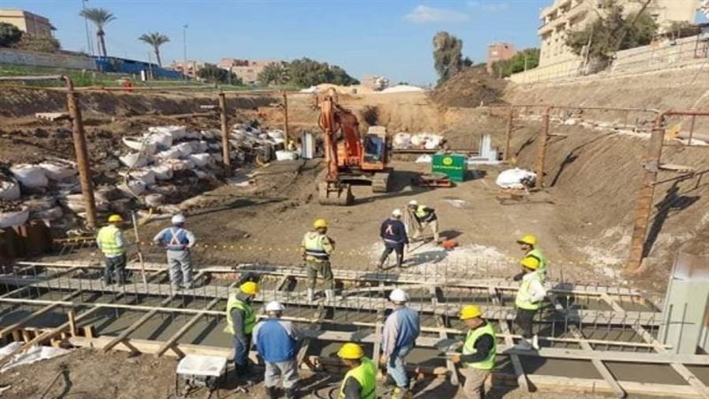 البدء في صب الخرسانات