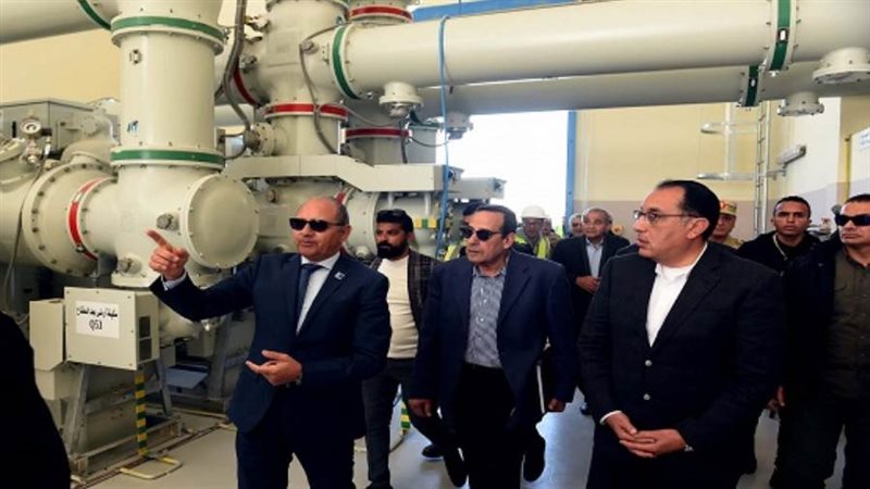 رئيس الوزراء يتفقد