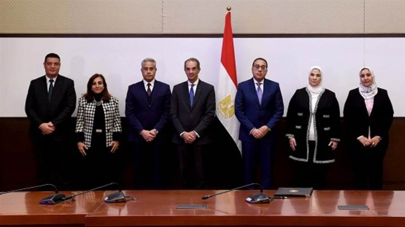 مدبولي يشهد توقيع