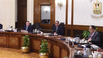 مدبولي: نحرص على التأكد من انتظام سير منظومة الشحن المسبق بصورة فاعلة