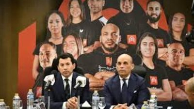 وزير الرياضة يشهد توقيع عقد رعاية بنك القاهرة لـ10 أبطال متميزين