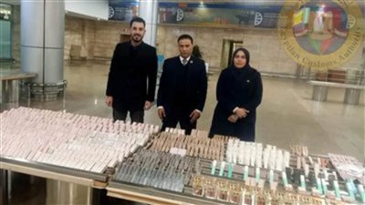 مشغولات ذهبية وشرائط ترامادول.. ضبط محاولتي تهريب في مطار القاهرة