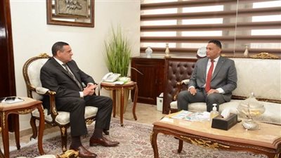 وزير التنمية المحلية يتابع مع محافظ الدقهلية معدلات تنفيذ المشروعات التنموية والخدمية 