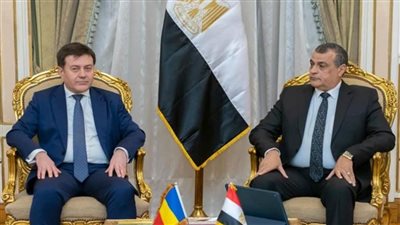 وزير الإنتاج الحربي يستقبل وزير الاقتصاد الروماني لبحث أوجه التعاون المشترك (صور)