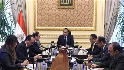 مدبولي يتابع مع وزير البترول الموقف التنفيذي لمشروع إنشاء مجمع إنتاج 