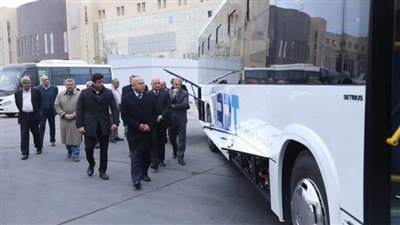 وزير النقل يزور 