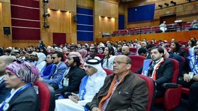 معهد إعداد القادة واتحاد الجامعات العربية ينظمان البرنامج التدريبي لإعداد القائد العربي (صور)