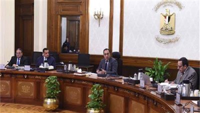 وزير القوى العاملة السابق يشهد حفل تخريج طلاب معهد الدراسات النوعية بالهرم