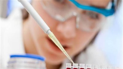 فحوصات إضافية..الصحة: الكشف الطبي للمقبلين على الزواج إلزامي