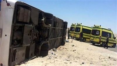 انقلاب أتوبيس ركاب بمطروح ونقل المصابين لمستشفى العلمين