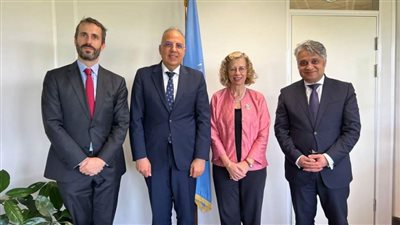 وزير الري يلتقي المدير التنفيذي لبرنامج الأمم المتحدة