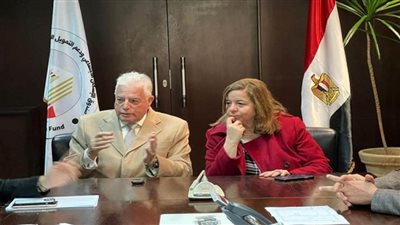 محافظ جنوب سيناء ورئيس صندوق الإسكان الاجتماعي يبحثان عددا من ملفات العمل المشتركة (صور)