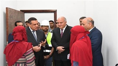 وزير التنمية المحلية ومحافظ قنا يتفقدان مشروعات 