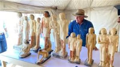 أبرزها تماثيل الكاهن ميسي.. زاهي حواس يتحدث عن أحدث اكتشافات سقارة