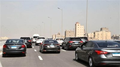 محافظ الجيزة ورئيس الجهاز المركزي للتعمير يشهدان التشغيل التجريبي لمحور كمال عامر (صور)