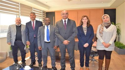 نائب وزير الإسكان يتابع مع ممثلي بنك التنمية الإفريقي موقف المشروعات المشتركة (صور)