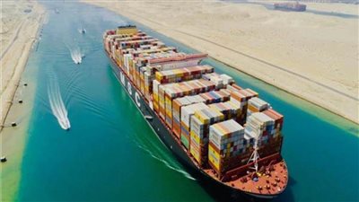 الفريق أسامة ربيع: قناة السويس تشهد أعلى معدل عبور يومي بـ107 سفن 