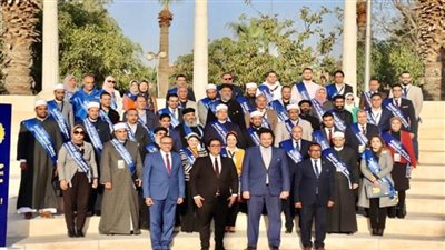 التعليم العالي: معهد إعداد القادة ينظم البرنامج التدريبي قادة جيل (صور)