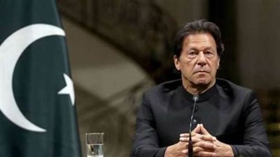 القضاء الباكستاني يلغي قرار توقيف رئيس الوزراء السابق عمران خان